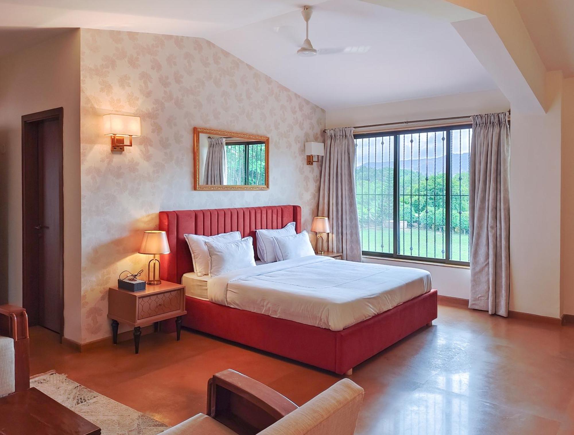White Stallion Villa Lonavala Ngoại thất bức ảnh